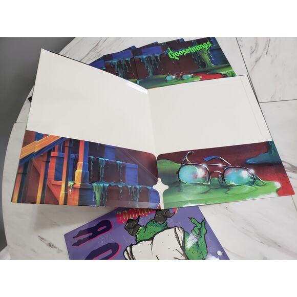 7 Vintage Goosebumps Folders R.L Stine Curly Monster Blood Horror 90's Deadstock - Picture 7 of 9